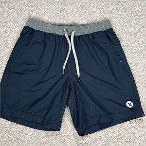 Vuori Kore Shorts Mens Med Navy Athletic Gym Lined Performance Shorts Like New